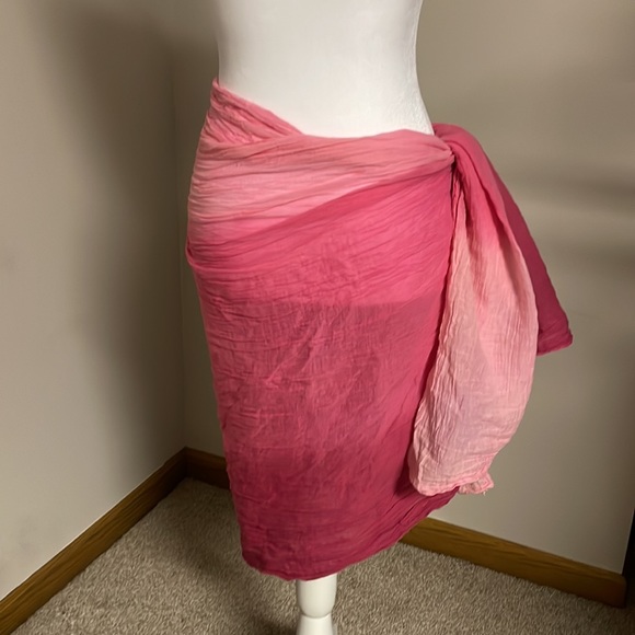 Beautiful Rose Scarf Wrap - Picture 3 of 9